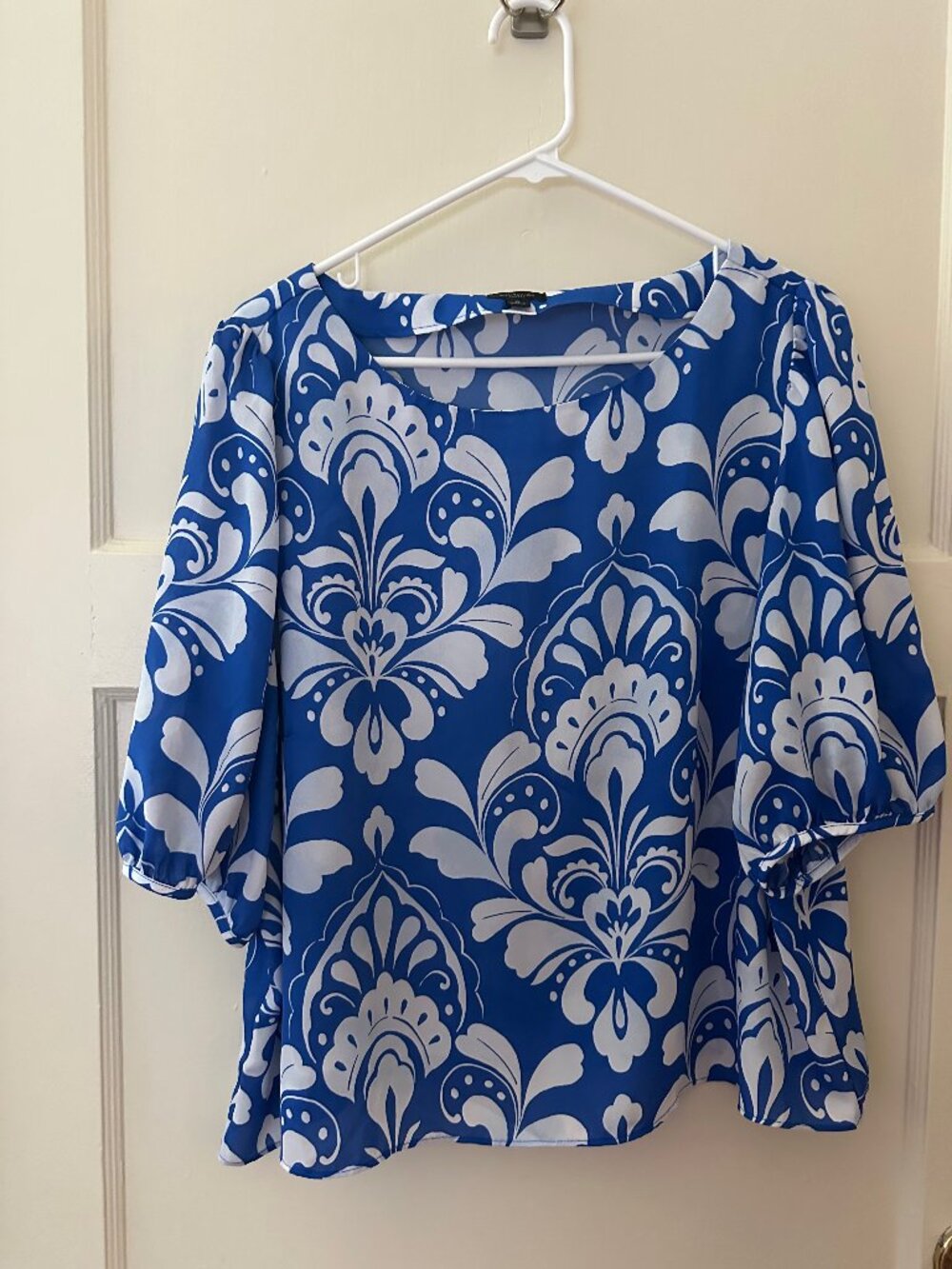 Ann Taylor Factory Blue and White Short-Sleeve Blouse Extra-Large XL